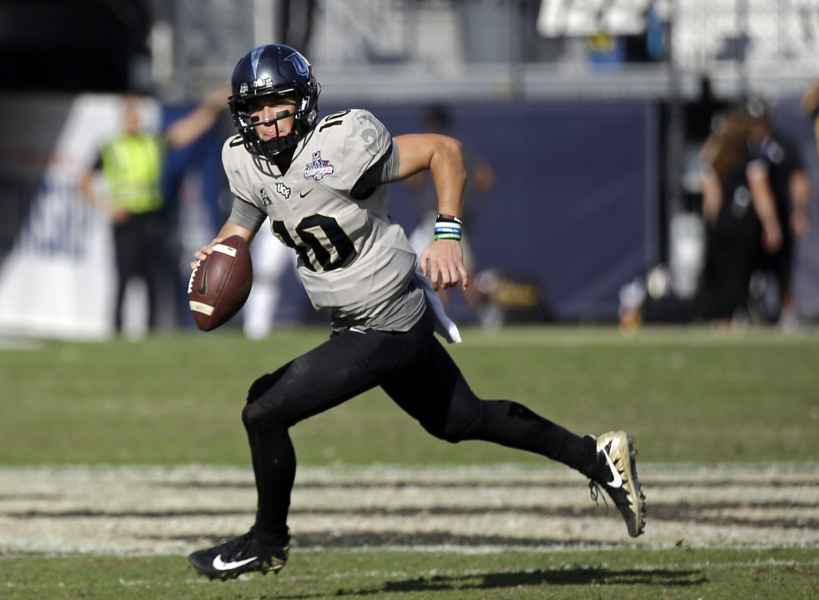 2017: UCF beats Memphis, 62-55, in highest-scoring FBS conference title game